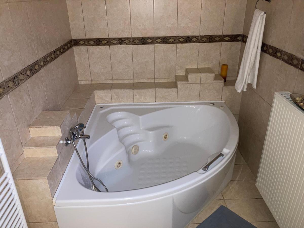 Villa Maria Kanali  Екстер'єр фото